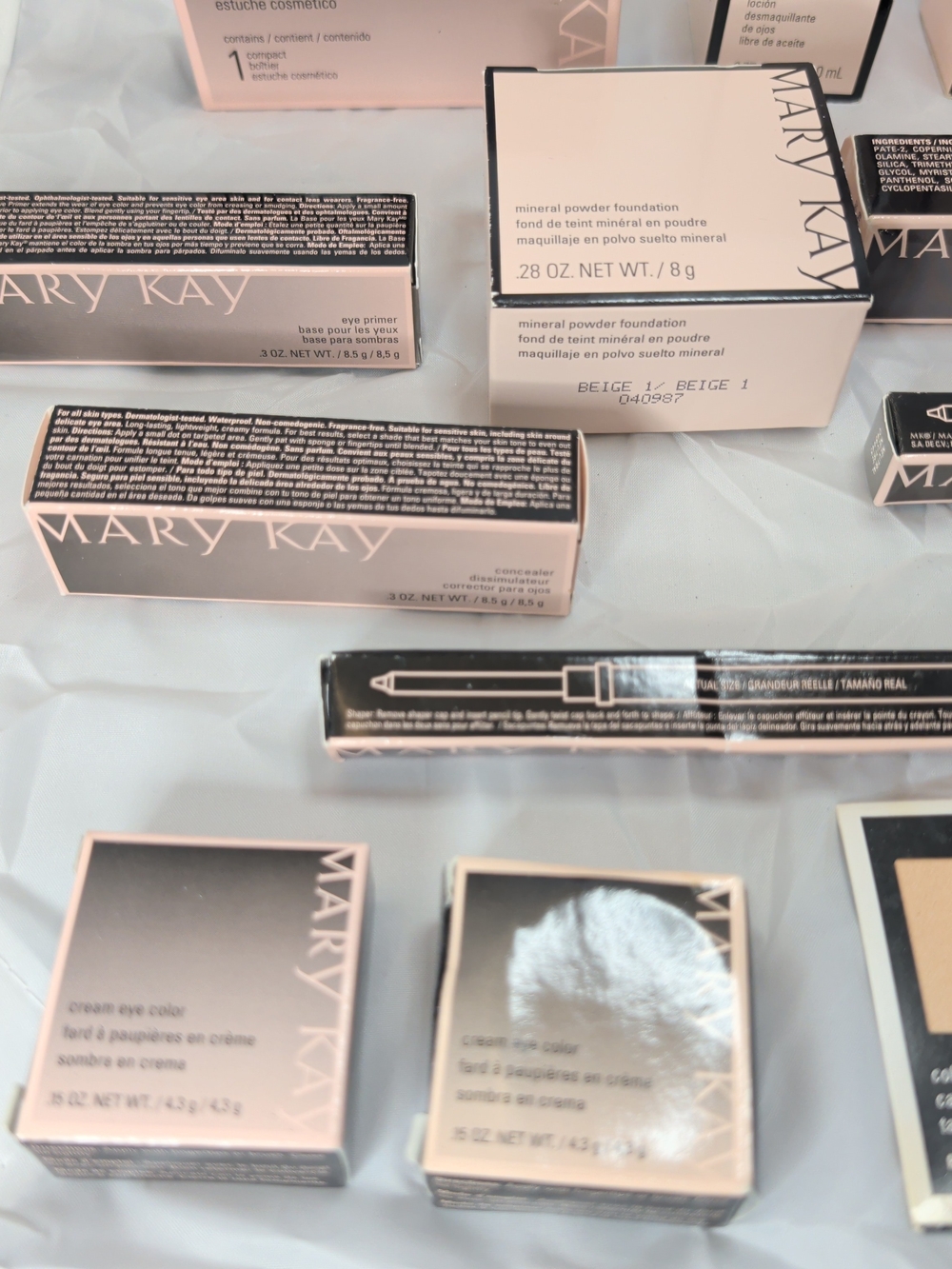 Mary Kay TimeWise & Color Cosmetics Huge Lot New In Boxes - Picture 6 of 7